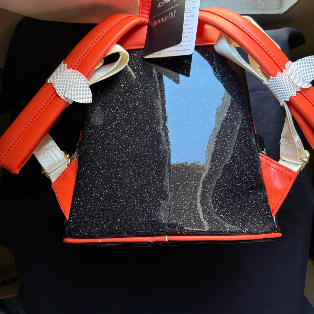 Loungefly Disney Donald Duck Vampire Costume 10” Mini Backpack-NWT - Picture 9 of 11